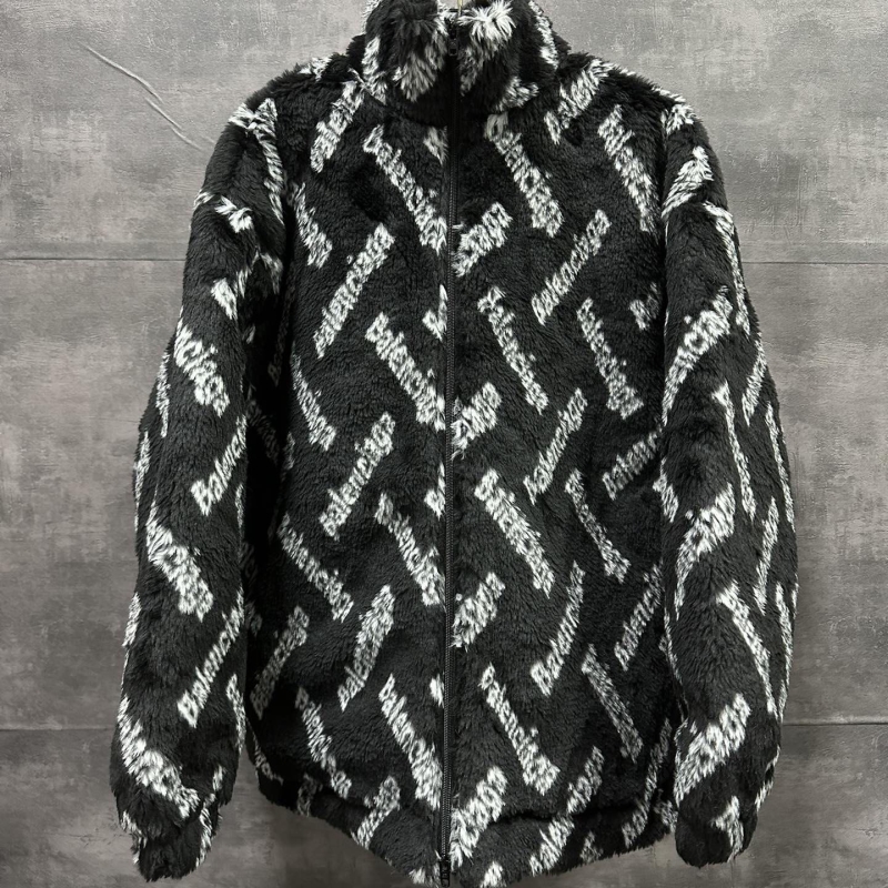 Ba*len*cia*ga coats